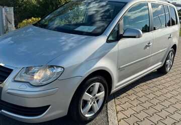 VW Touran 125.000 km 7.950 &euro; Fürth 90763