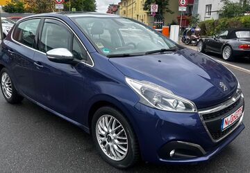 Peugeot 208 78.000 km 9.200 &euro; Nürnberg 90431