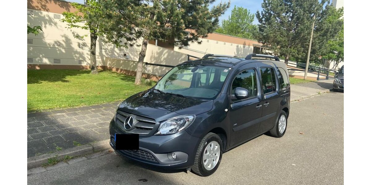 Mercedes-Benz Citan 133.000 km 10.300 &euro; Stein 90547