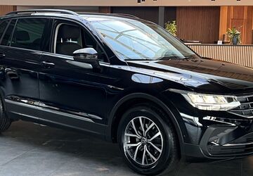 VW Tiguan 141.100 km 22.440 &euro; Cadolzburg bei Nürnberg 90556