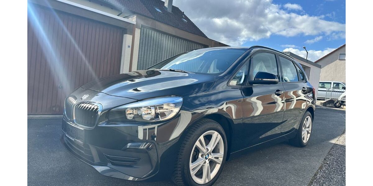 BMW 216 Active Tourer 89.000 km 10.900 &euro; Nürnberg 90449