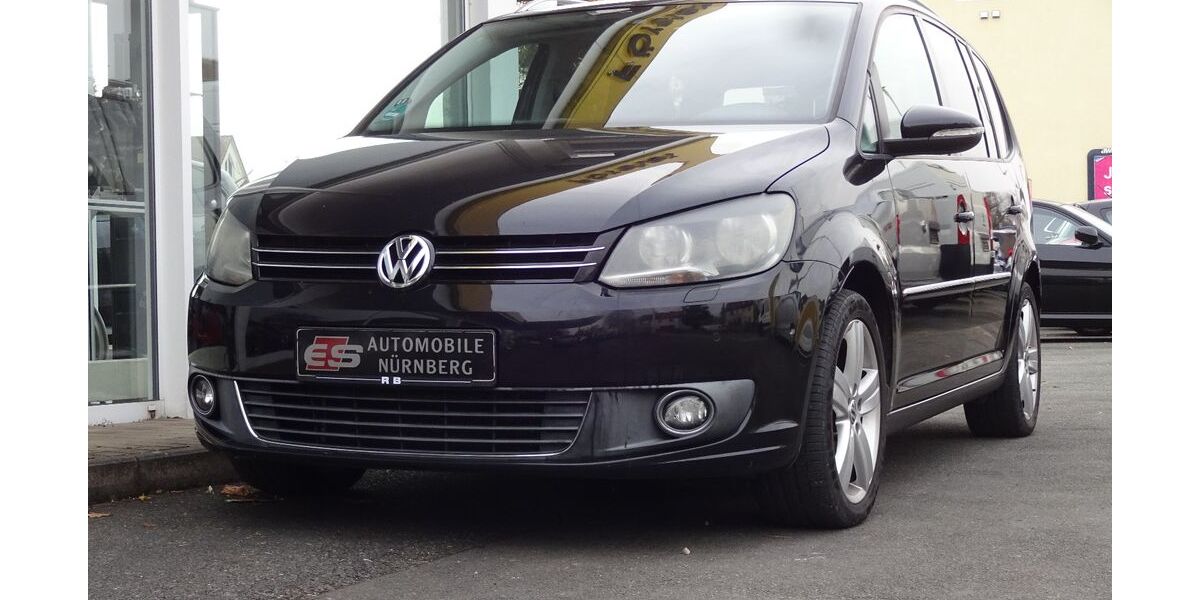 VW Touran 143.000 km 9.700 &euro; Nürnberg 90431