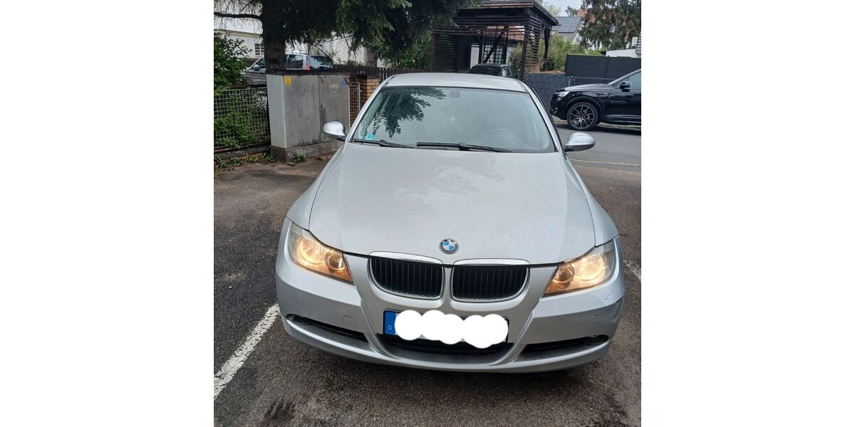 BMW 318 214.000 km 2.300 &euro; Fürth 90765