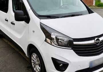 Opel Vivaro 94.000 km 14.800 &euro; Nürnberg 90449