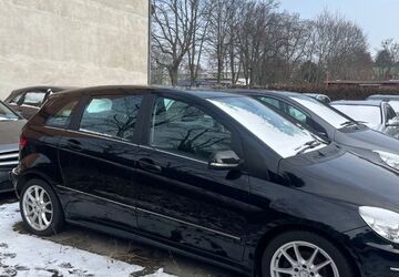 Mercedes-Benz B 180 92.000 km 10.000 &euro; Nürnberg 90431