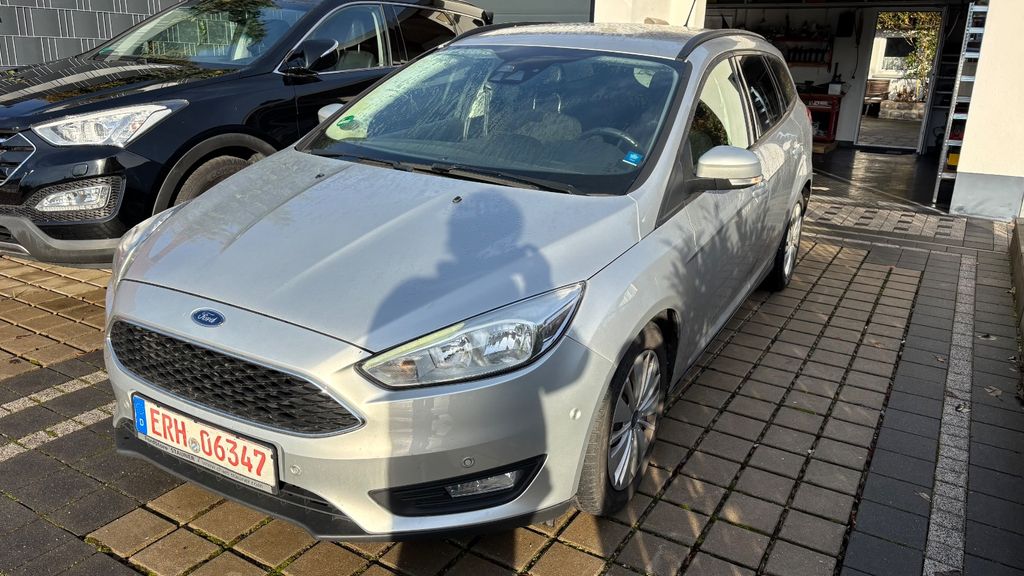 Ford Focus 152.300 km 4.100 &euro; Hemhofen 91334