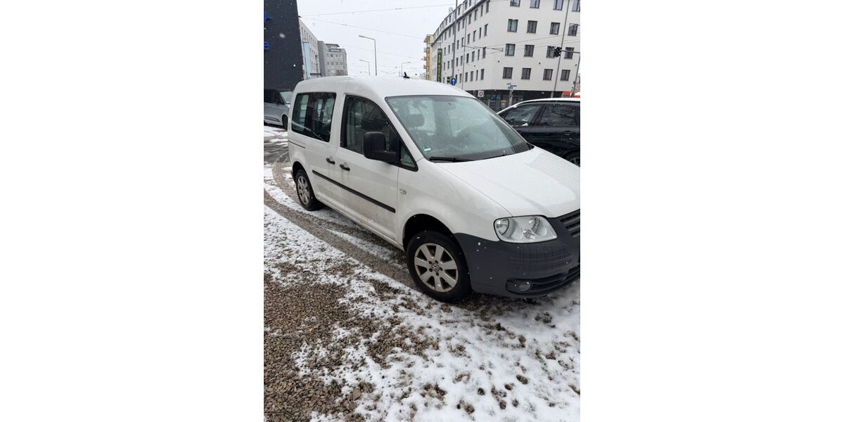 VW Caddy 271.000 km 3.999 &euro; Nürnberg 90431
