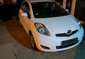 Toyota Yaris 119.690 km 2.950 &euro; Nürnberg 90469