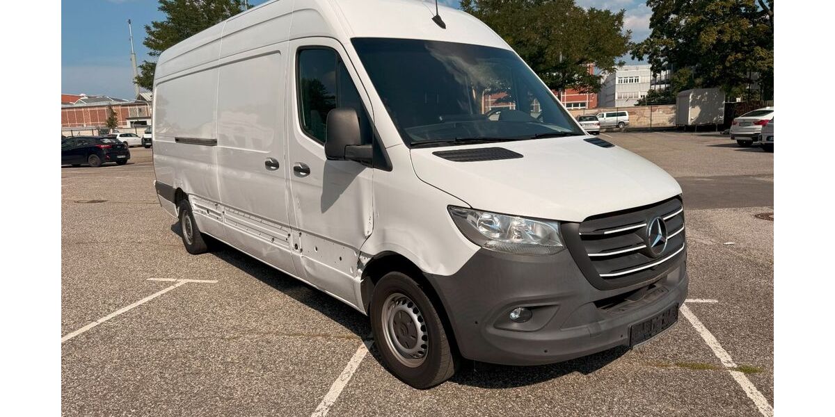 Mercedes-Benz Sprinter 84.250 km 23.900 &euro; Nürnberg 90441