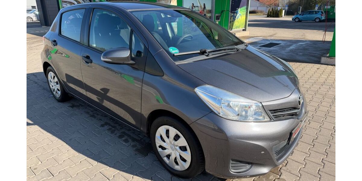 Toyota Yaris 298.000 km 3.790 &euro; Dietenhofen 90599