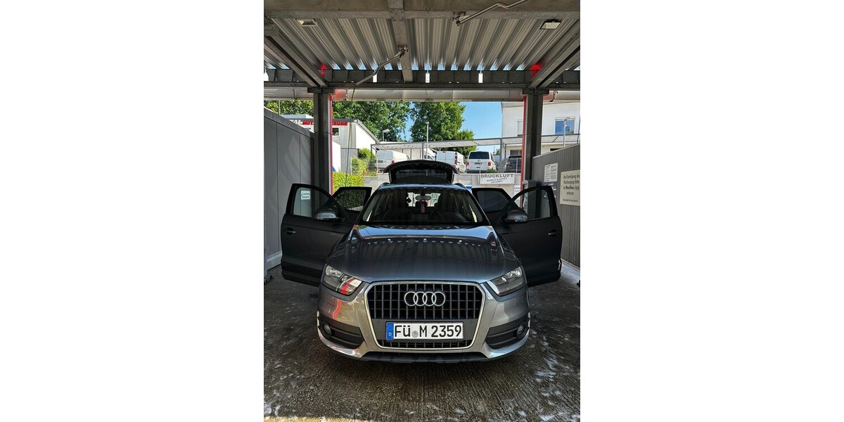 Audi Q3 218.000 km 9.000 &euro; Zirndorf 90513
