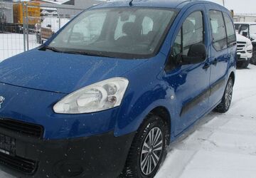 Peugeot Partner 350.000 km 3.499 &euro; Nürnberg 90431