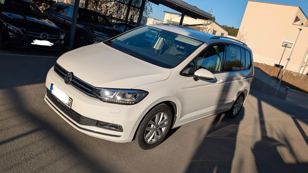 VW Touran 152.000 km 14.999 &euro; Nürnberg 90455
