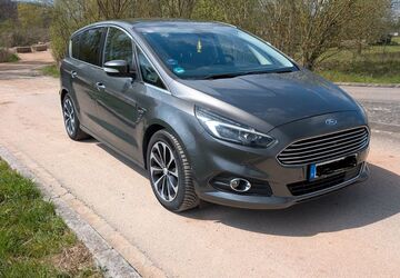 Ford S-Max 100.500 km 18.600 &euro; Zirndorf 90513