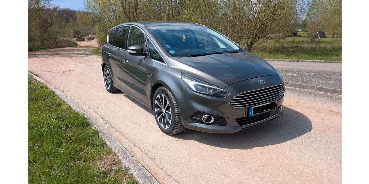 Ford S-Max 100.500 km 18.600 &euro; Zirndorf 90513