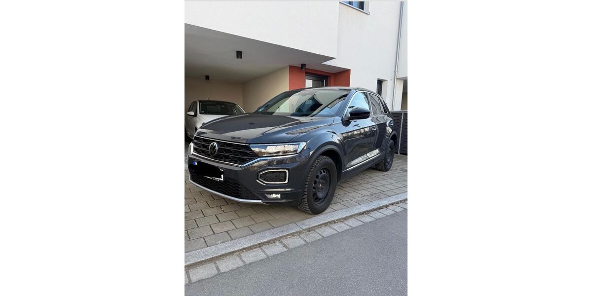 VW T-Roc 88.134 km 21.700 &euro; Nürnberg 90471
