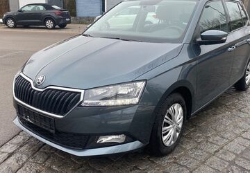 Skoda Fabia 48.000 km 10.450 &euro; Nürnberg 90431
