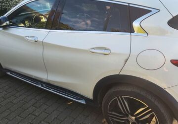 INFINITI QX30 130.000 km 13.899 &euro; Wendelstein 90530