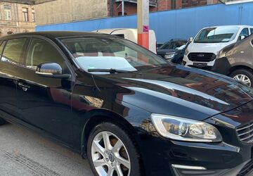 Volvo V60 321.128 km 4.990 &euro; Fürth ( bei Nürnberg ) 90762