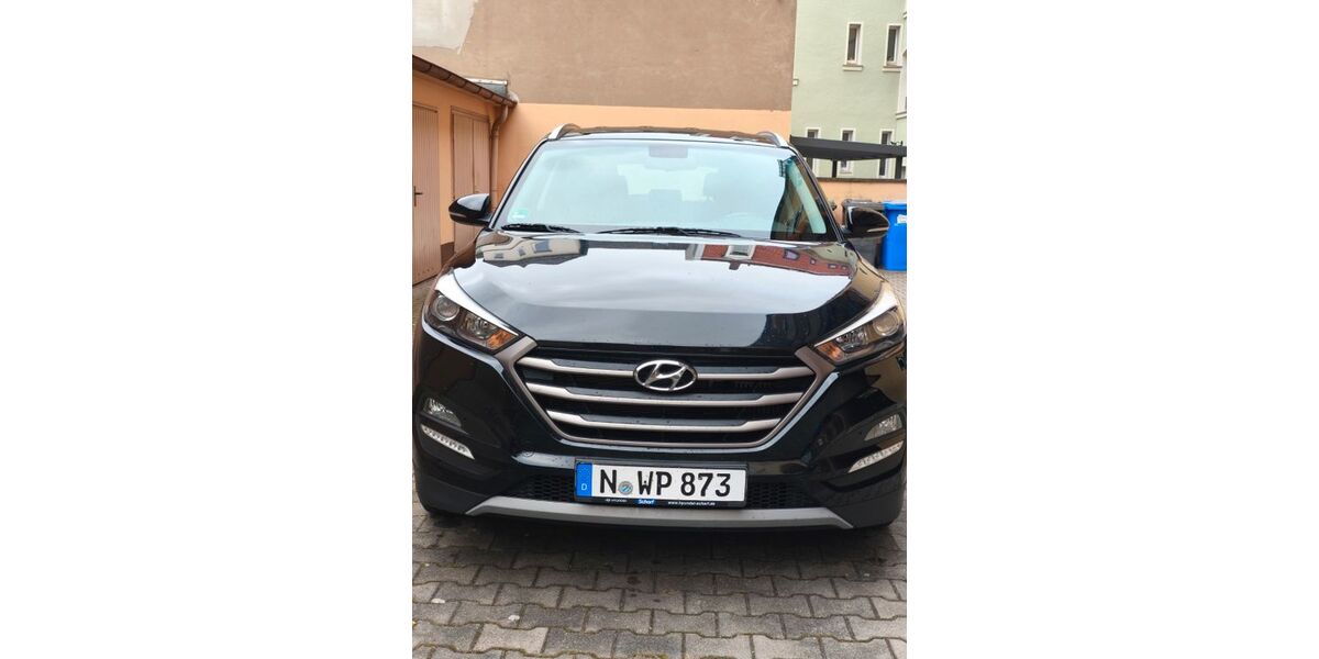 Hyundai TUCSON 115.000 km 12.400 &euro; Nürnberg 90419
