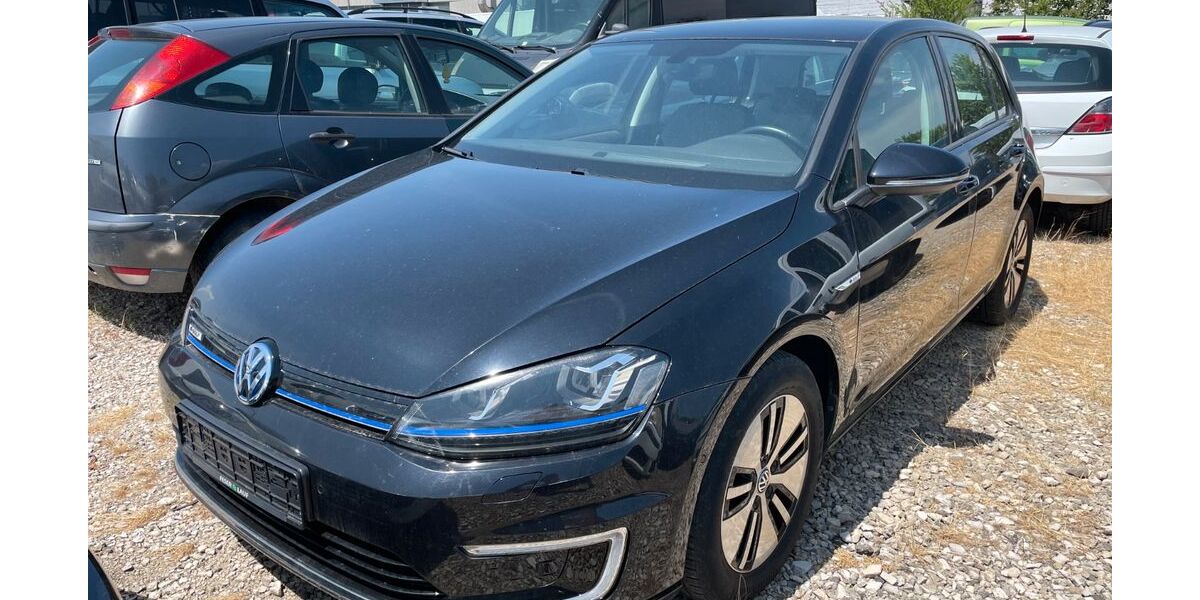 VW Golf 25.800 km 12.300 &euro; Nürnberg 90427