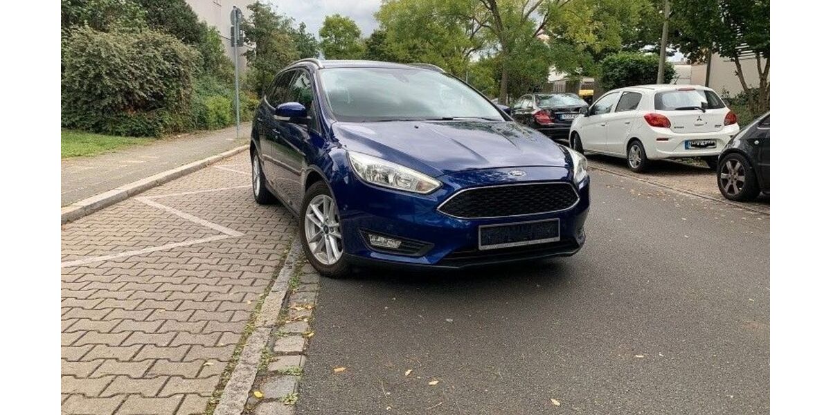 Ford Focus 121.000 km 6.299 &euro; Hirschaid 96114