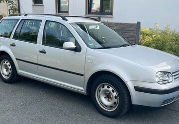 VW Golf 300.000 km 990 &euro; Schnaittach 91220