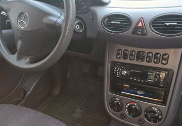 Mercedes-Benz A 140 117.152 km 1.500 &euro; Nürnberg 90439