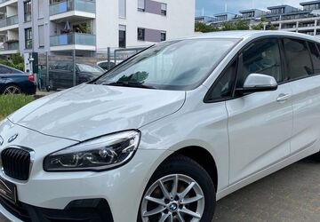BMW 216 180.914 km 17.790 &euro; Fürth-Bayern 90763