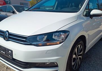 VW Touran 64.878 km 24.499 &euro; Fürth 90765