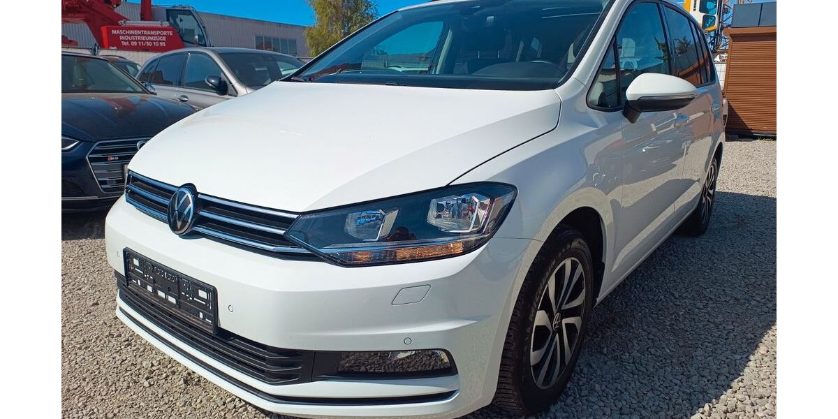 VW Touran 64.878 km 24.499 &euro; Fürth 90765
