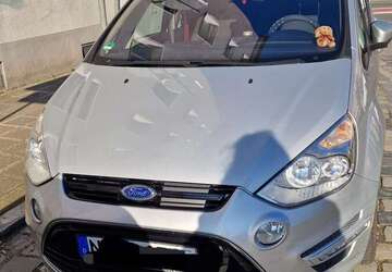 Ford S-Max 119.000 km 10.600 &euro; Nürnberg 90491