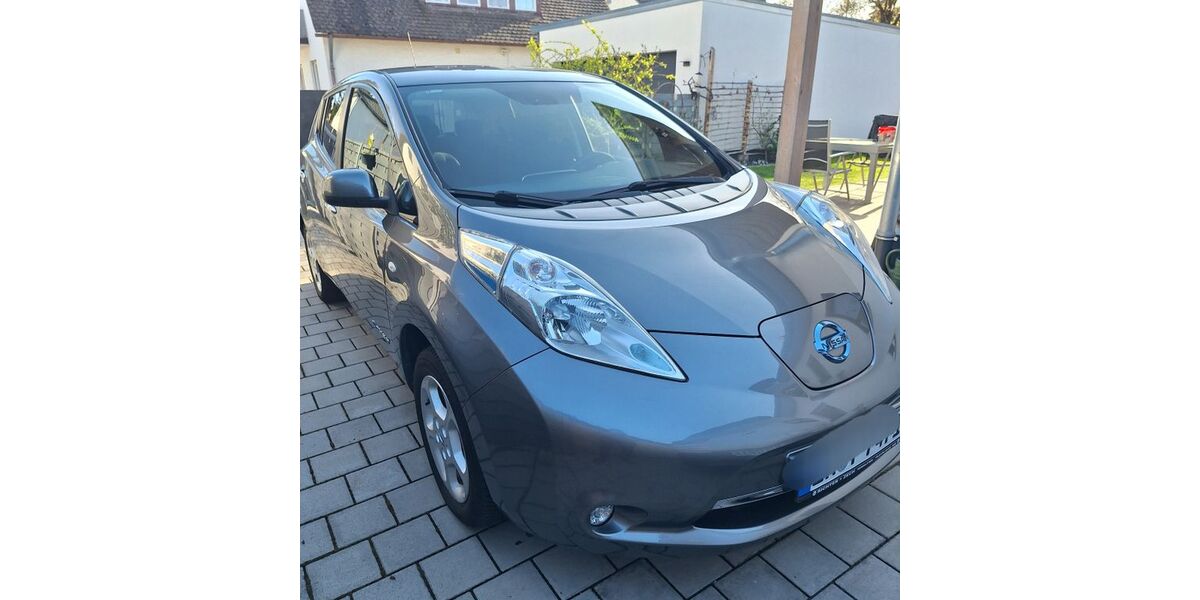 Nissan Leaf 45.000 km 7.999 &euro; Erlangen 91058