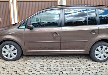 VW Touran 228.653 km 4.998 &euro; Rednitzhembach 91126