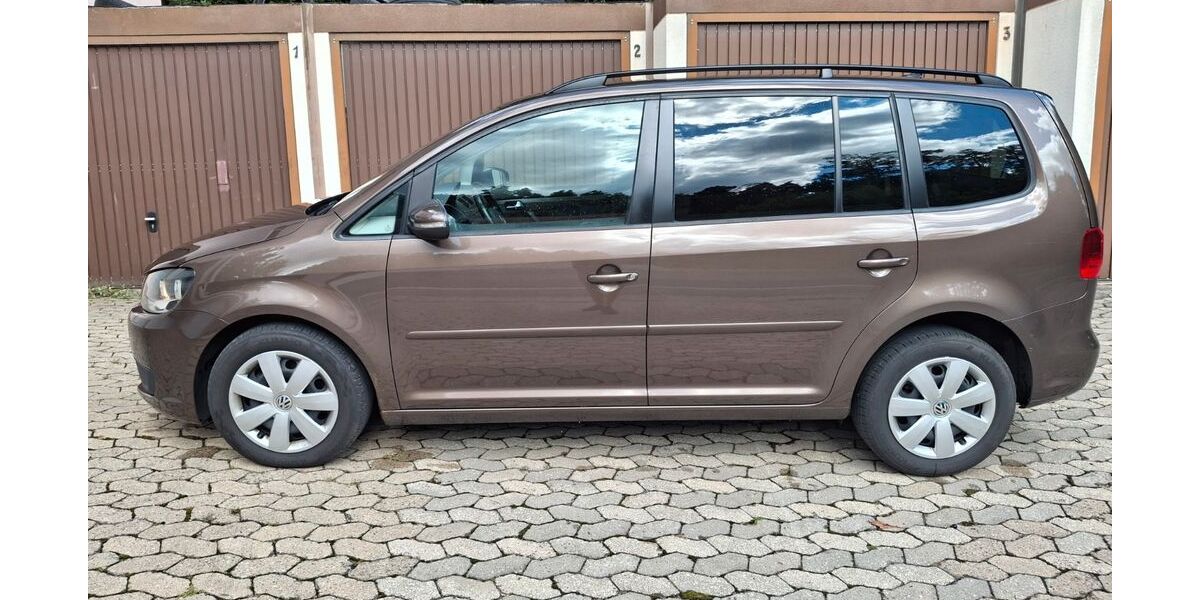 VW Touran 228.653 km 4.998 &euro; Rednitzhembach 91126