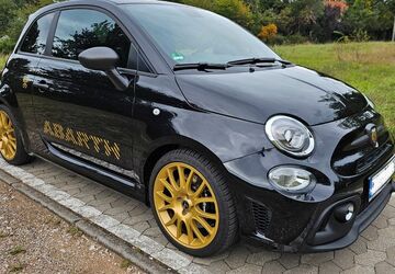 Abarth 695 3.000 km 31.500 &euro; Uttenreuth 91080