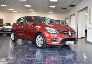Renault Clio 70.380 km 7.880 &euro; Nürnberg 90431
