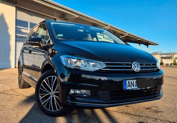 VW Touran 105.000 km 19.299 &euro; Windsbach 91575