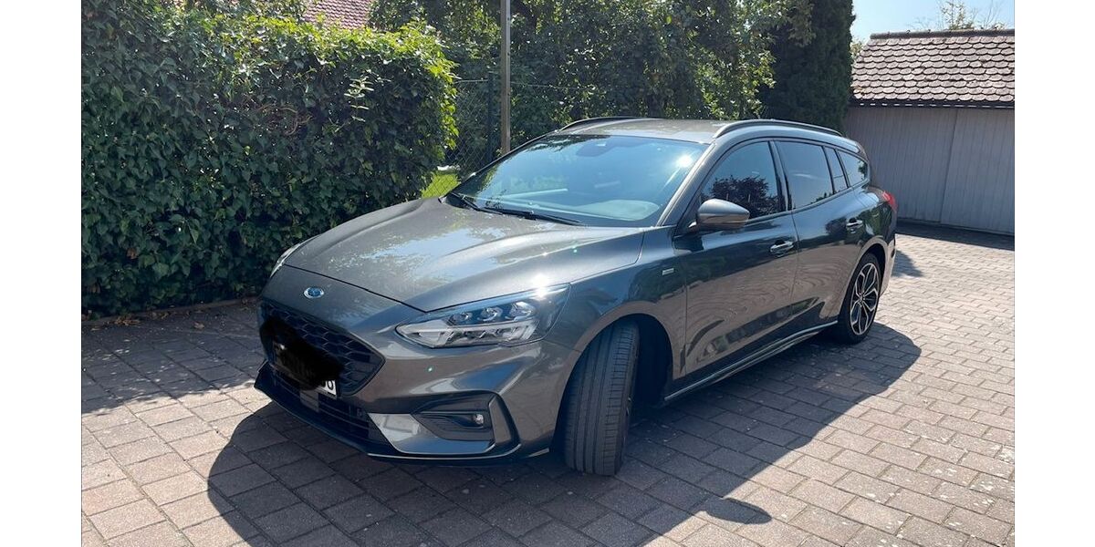 Ford Focus 92.400 km 15.299 &euro; Roßtal 90574