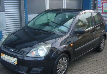 Ford Fiesta 79.000 km 4.400 &euro; Pyrbaum-Schwarzach 90602