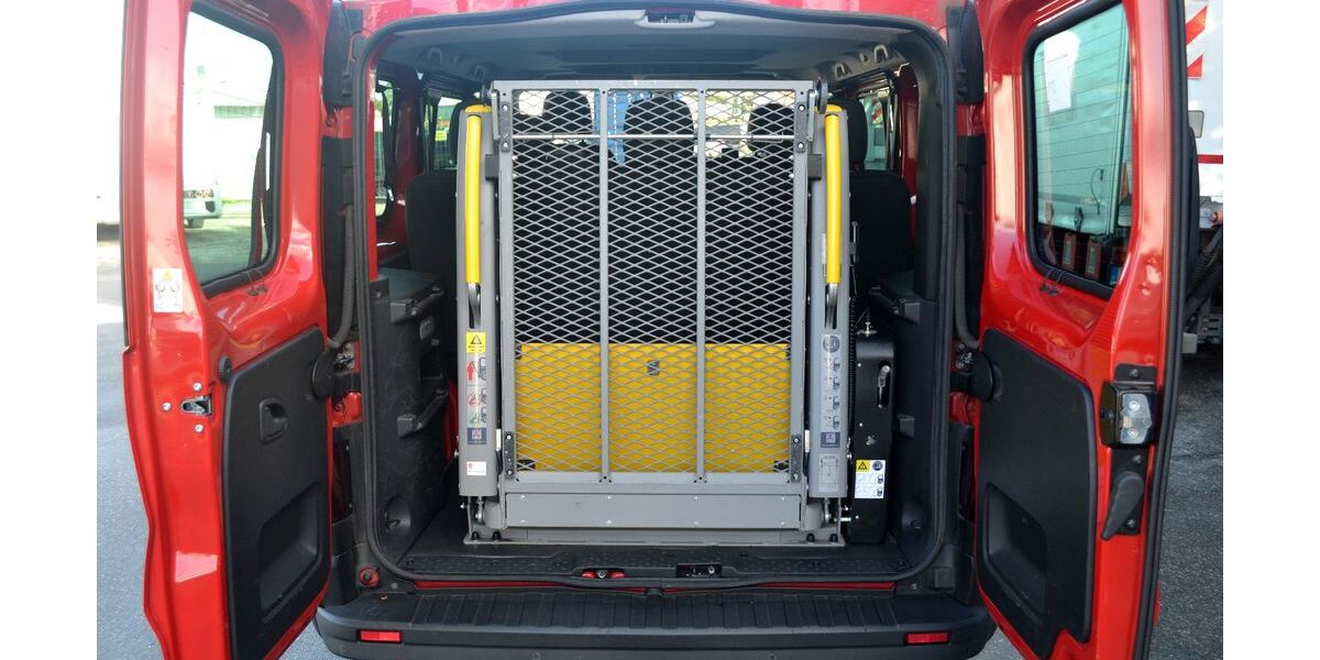 Opel Vivaro 101.859 km 18.850 &euro; Nürnberg 90408