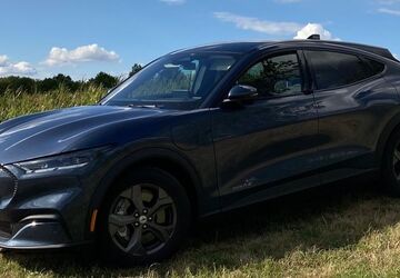 Ford Mustang Mach-E 62.000 km 27.900 &euro; Zirndorf 90513