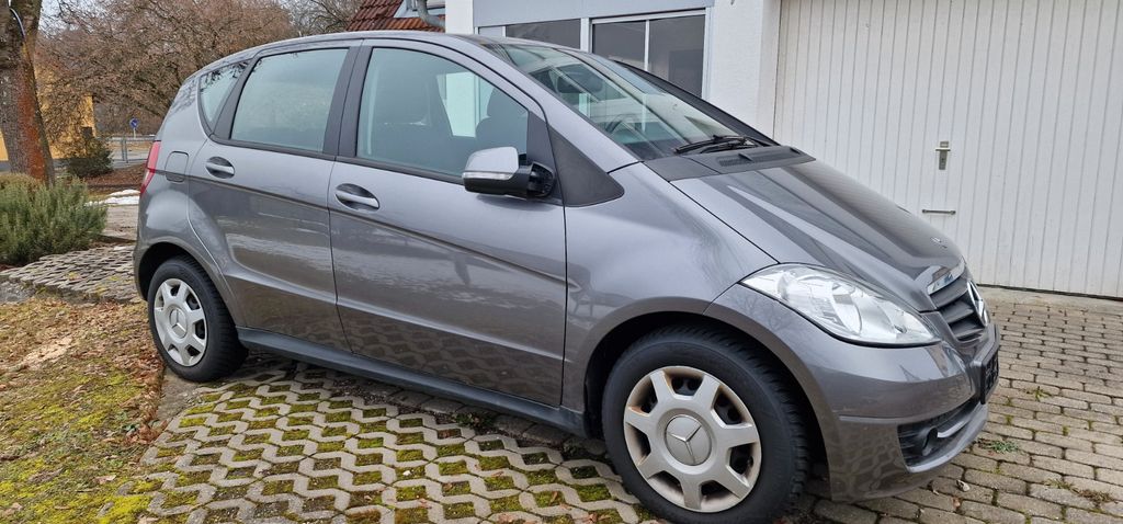 Mercedes-Benz A 160 57.512 km 8.690 &euro; Postbauer-Heng 92353