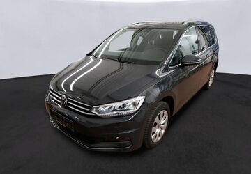 VW Touran 42.695 km 26.880 &euro; Fürth 90763