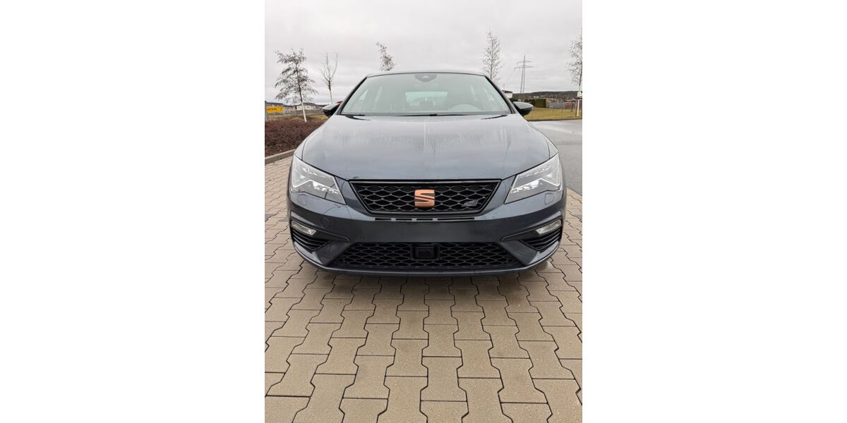 Seat Leon 38.000 km 28.500 &euro; Herzogenaurach 91074