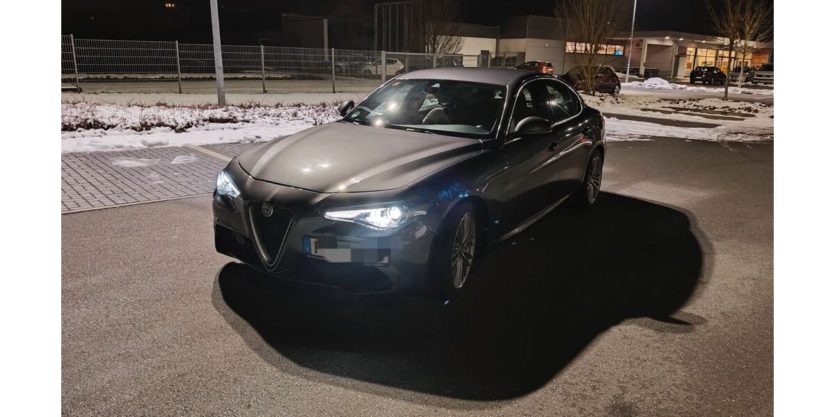 Alfa Romeo Giulia 159.000 km 14.500 &euro; Cadolzburg 90556