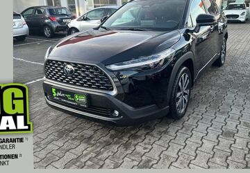 Toyota Corolla Cross 9.800 km 32.850 &euro; Fürth 90763