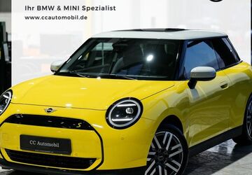 Mini Cooper SE 2.792 km 29.999 &euro; Fürth 90763