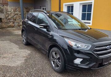 Ford Kuga 80.800 km 12.180 &euro; Reichelsdorf 90453