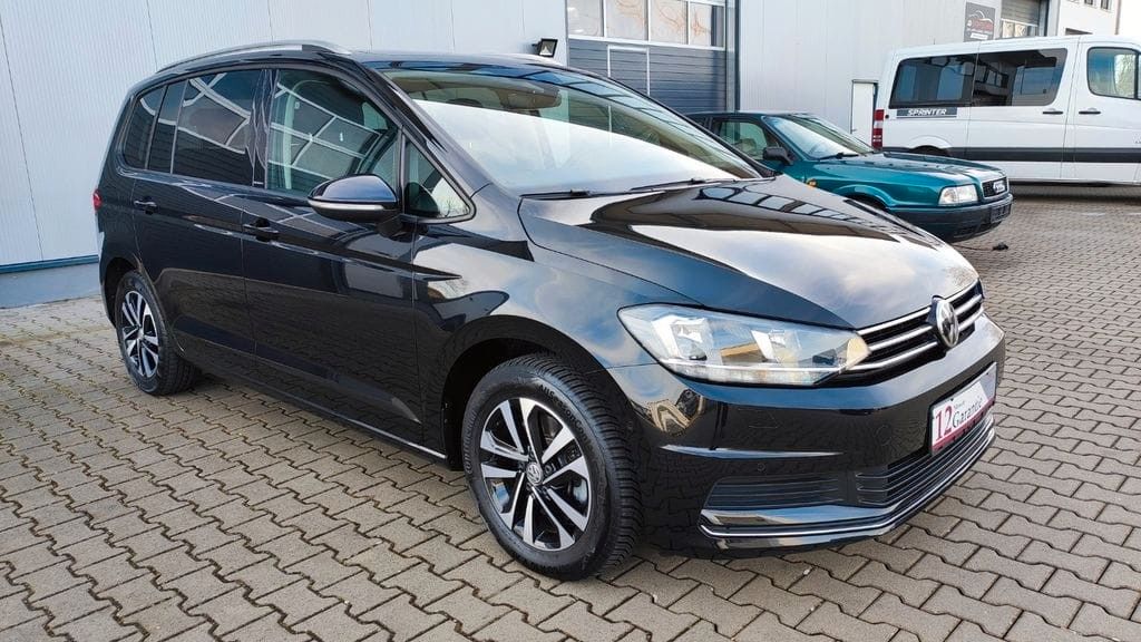 VW Touran 106.000 km 22.600 &euro; Fürth 90763